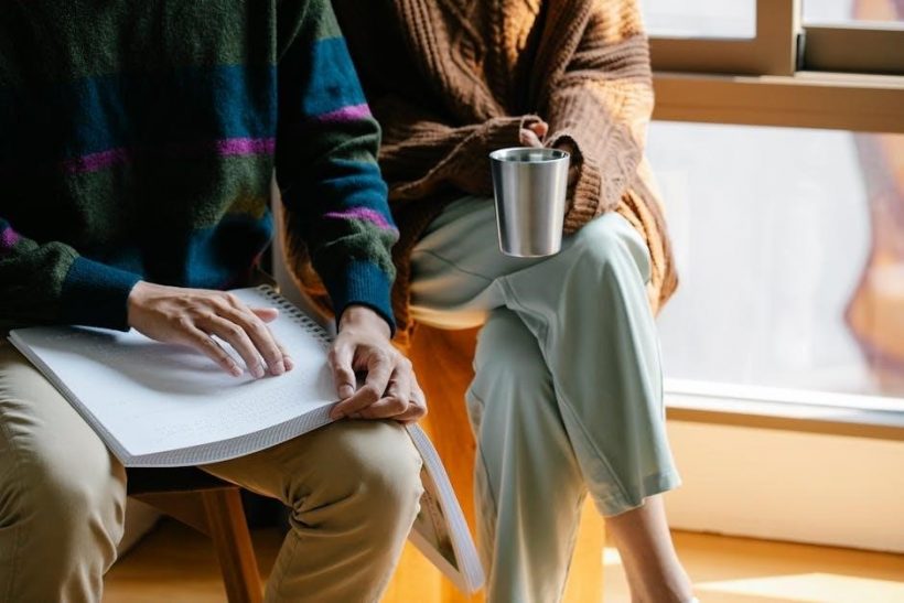 understanding rhetoric: a graphic guide to writing